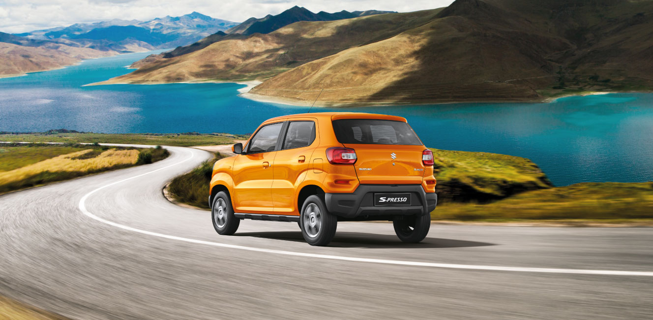 Cómo ahorrar combustible durante tu viaje por carretera este verano